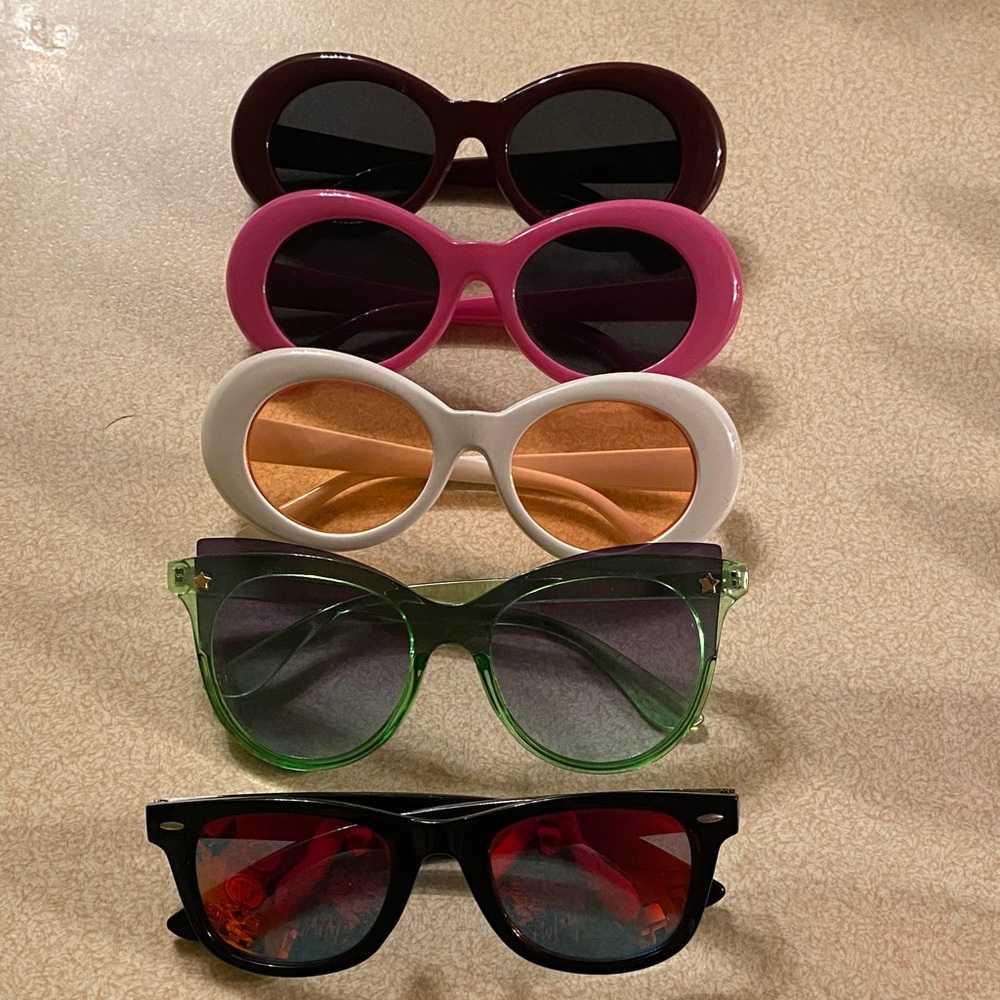 Sunglass bundle of 5
